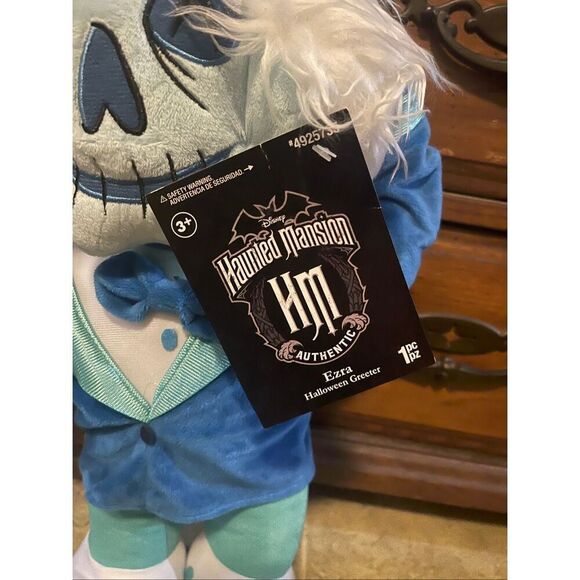 3 Disney Haunted Mansion Hitchhiking Ghosts Plush Figures Gus Ezra Phineas Door - Picture 9 of 10